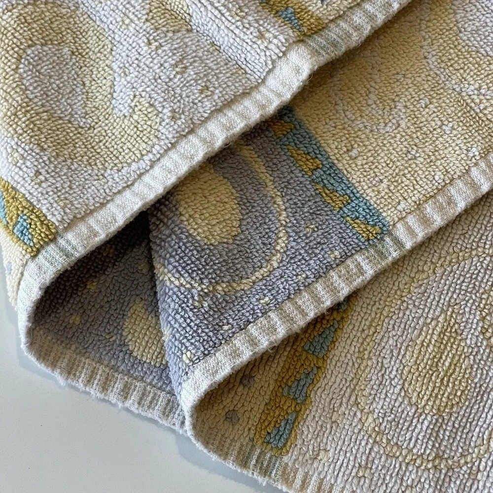 Vintage 70s Springmaid by Shala Vardimon Bath Towel Set 22x42 Grannycore Retro